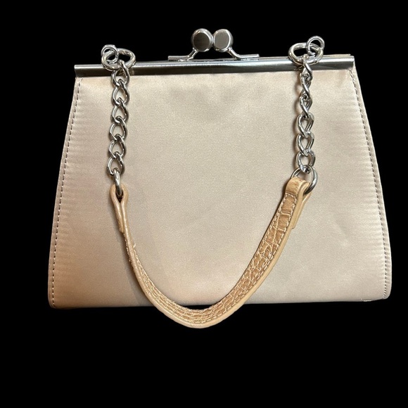 Liz Claiborne Faux Snakeskin & Satin Look Purse Chain and Faux Snakeskin Strap - Picture 14 of 16